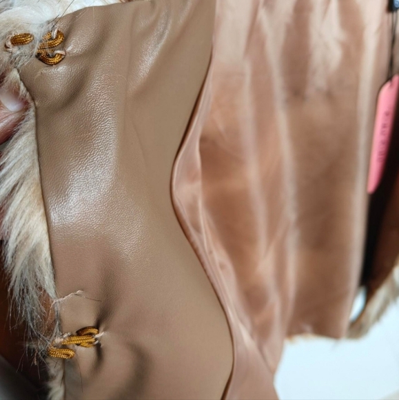 Faux Fur Jacket - Picture 6 of 8